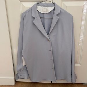 BNWT Aritzia Flowy Top